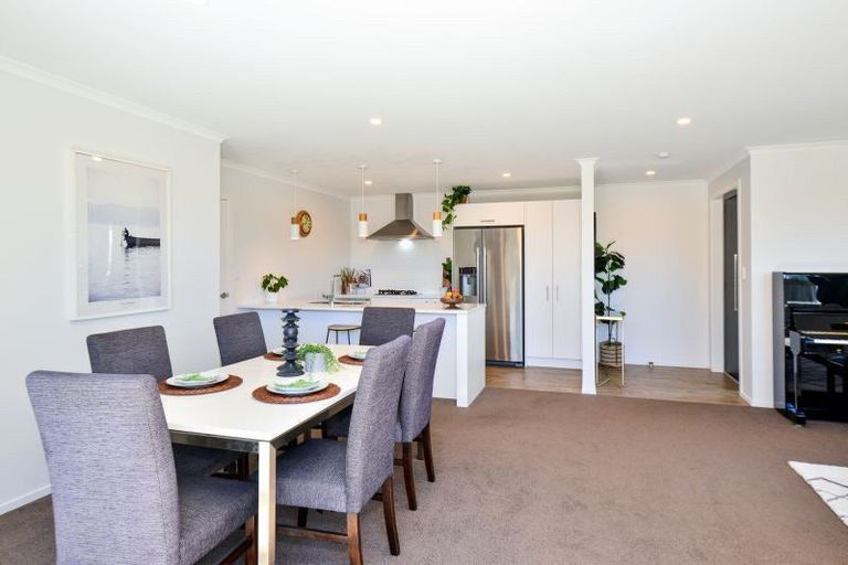 Photo of property in 36 North Ridge Drive, Rototuna North, Hamilton, 3210