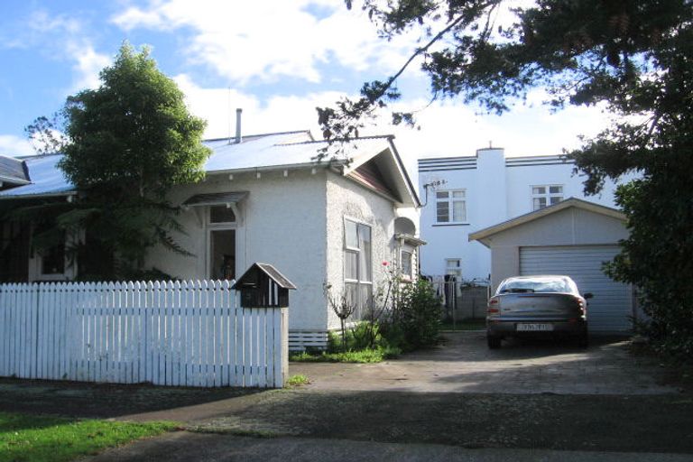 Photo of property in 3 Saint Johns Avenue, Palmerston North, 4414