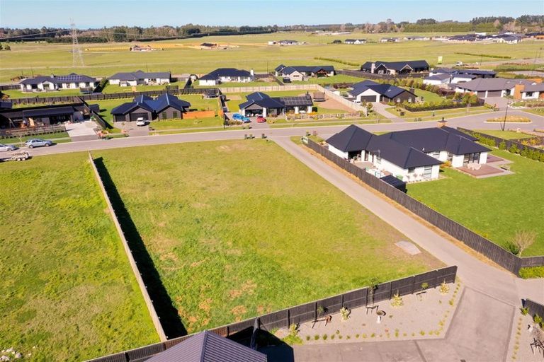 Photo of property in 8 Barewood Grove, West Melton, 7618