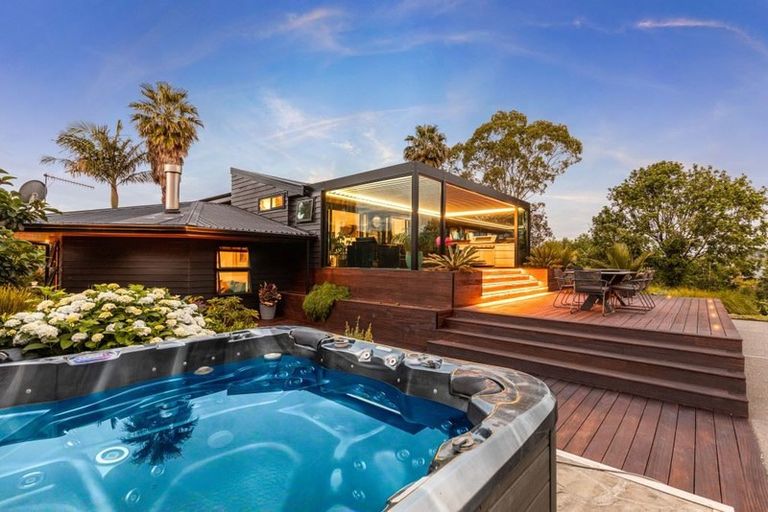 Photo of property in 1079 Kahikatea Flat Road, Waitoki, Kaukapakapa, 0871