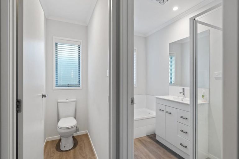 Photo of property in 17 Te Kio Crescent, Papamoa Beach, Papamoa, 3118