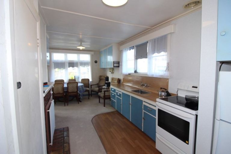 Photo of property in 14 Onslow Street East, Ohingaiti, Hunterville, 4785