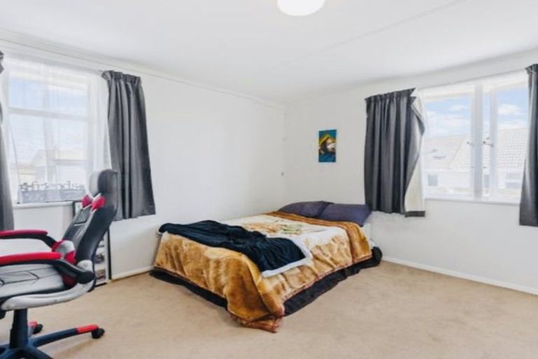 Photo of property in 39 Flat Bush Road, Clover Park, Auckland, 2023