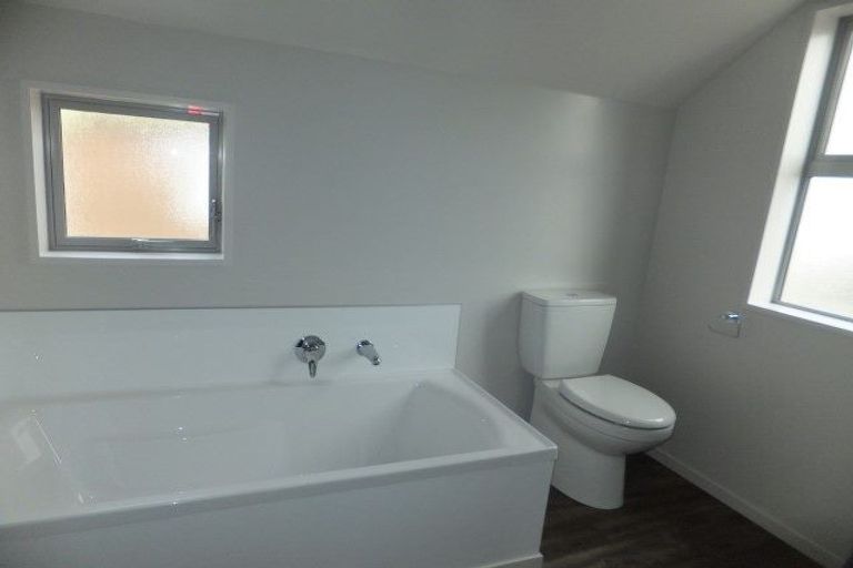 Photo of property in 48a Brockworth Place, Riccarton, Christchurch, 8011