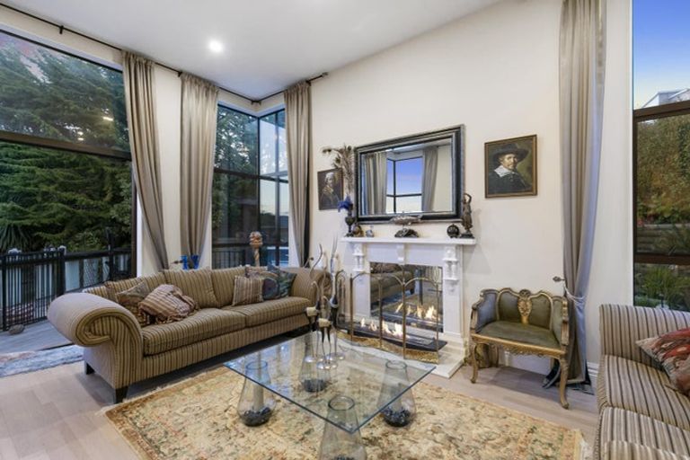 Photo of property in 23 Meadowbank Drive, Belmont, Lower Hutt, 5010