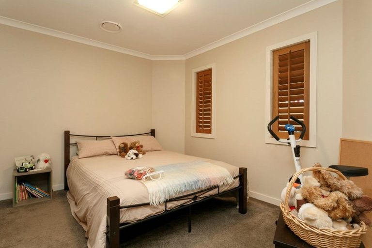 Photo of property in 19 Montgomery Crescent, Kinloch, Taupo, 3377