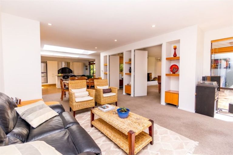 Photo of property in 50 Waiwetu Street, Fendalton, Christchurch, 8052