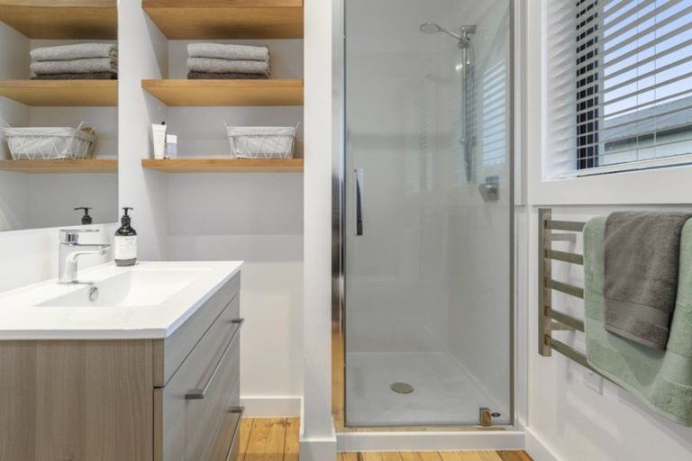 Photo of property in 37 Munro Road, Minden, Tauranga, 3179