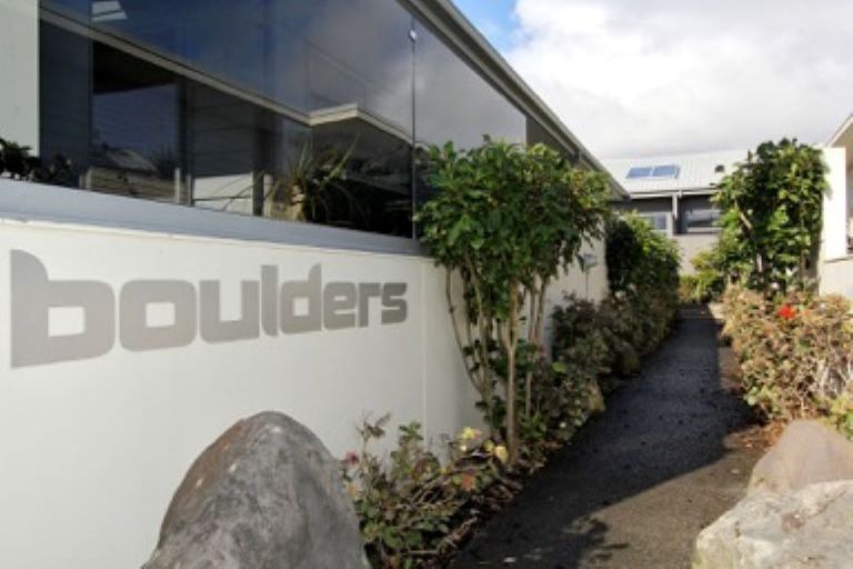 Photo of property in Boulder Apartments, 18 Buller Street, New Plymouth, 4310