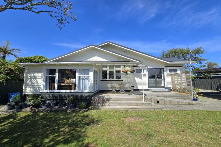 Photo of property in 114 Hampden Street, Hokitika, 7810
