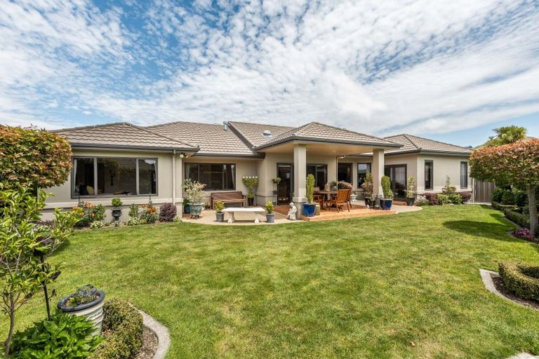 Photo of property in 9 Rutland Place, Taradale, Napier, 4112