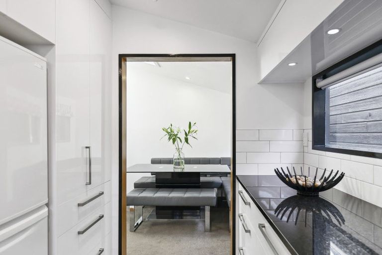 Photo of property in 92 Majoribanks Street, Mount Victoria, Wellington, 6011