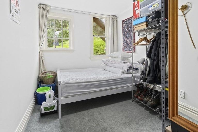 Photo of property in 2 Caprera Street, Melrose, Wellington, 6023