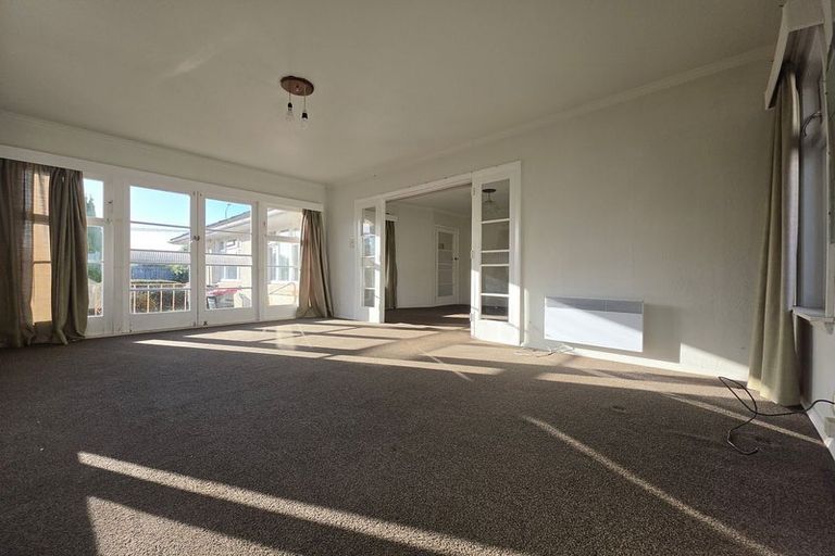 Photo of property in 153 Ilam Road, Ilam, Christchurch, 8041
