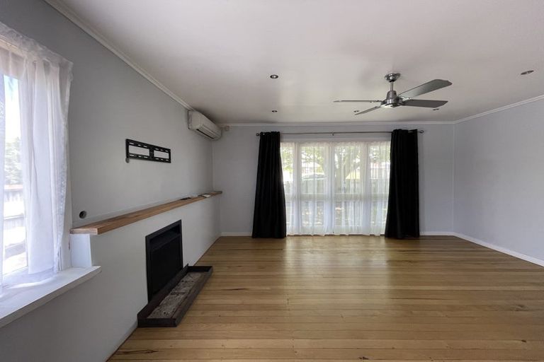 Photo of property in 142 Wyllie Road, Papatoetoe, Auckland, 2025