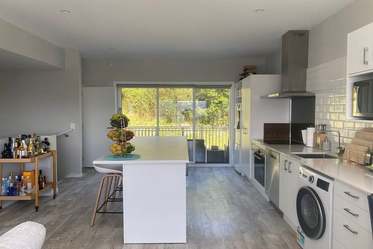 Photo of property in 5 Tai Lane, Whitby, Porirua, 5024