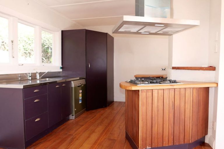Photo of property in 13 The Esplanade, Raumati South, Paraparaumu, 5032
