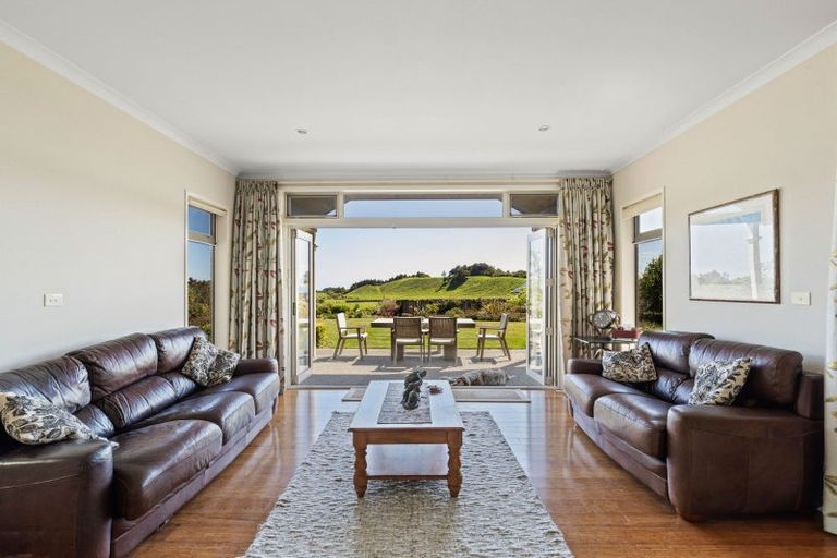 Photo of property in 111 Hurworth Road, Hurworth, New Plymouth, 4371