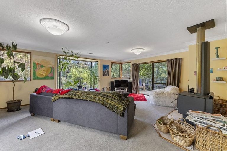 Photo of property in 37 Porterfield Street, Macandrew Bay, Dunedin, 9014