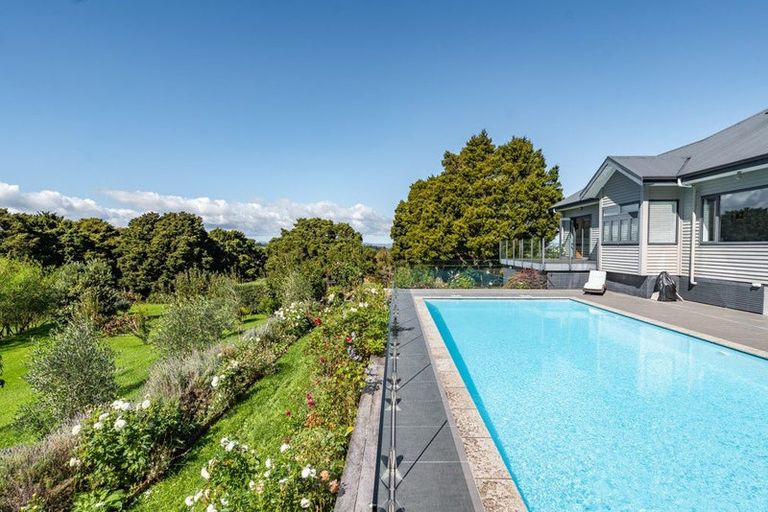 Photo of property in 36 Hoeke Road, Carrington, Carterton, 5791