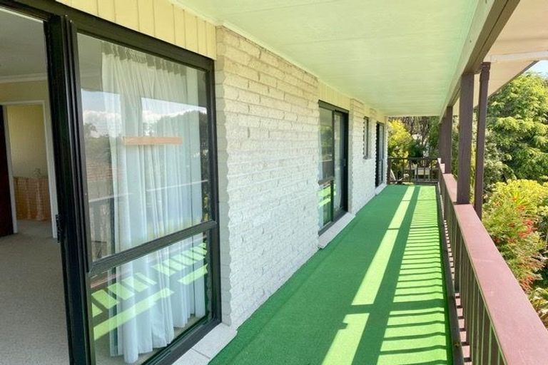 Photo of property in 96 Langana Avenue, Browns Bay, Auckland, 0630