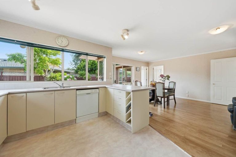 Photo of property in 23 Millington Place, Huntington Park, Auckland, 2013