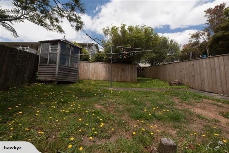 Photo of property in 6 Makatote Grove, Churton Park, Wellington, 6037