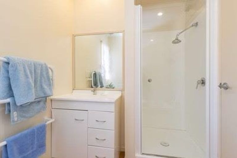 Photo of property in 132b Stokes Valley Road, Stokes Valley, Lower Hutt, 5019