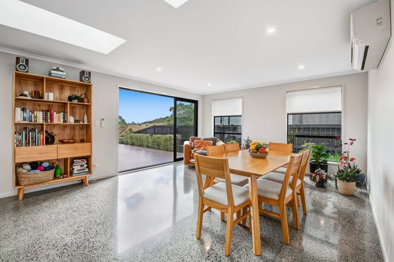 Photo of property in 34 Paparahi Place, Wainui, Silverdale, 0992