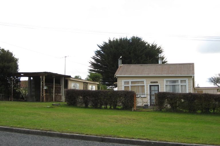 Photo of property in 121 Salcombe Street, Kaitangata, 9210