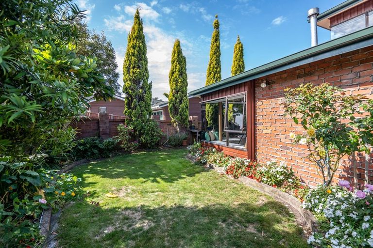 Photo of property in 26 Burbank Crescent, Churton Park, Wellington, 6037