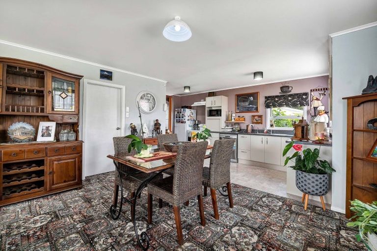 Photo of property in 127 Regan Street, Stratford, 4332