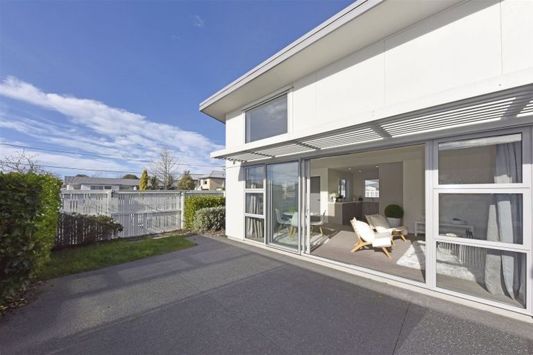 Photo of property in 11/93 Packe Street, Edgeware, Christchurch, 8013
