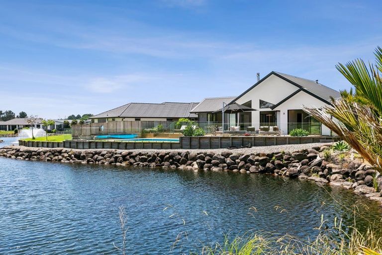 Photo of property in 49b Links Drive, Waiwhakaiho, New Plymouth, 4312