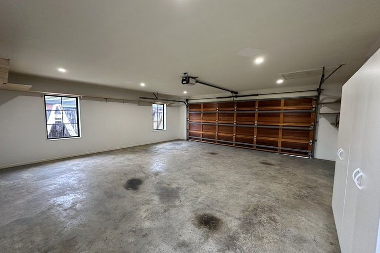 Photo of property in 10 Cairns Crescent, Rototuna, Hamilton, 3210