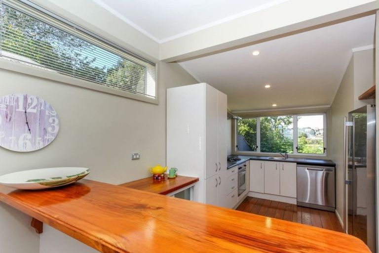 Photo of property in 22 Downe Street, New Plymouth, 4310