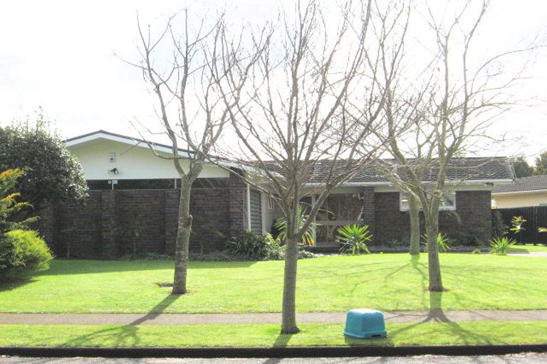 Photo of property in 13 Barnhill Crescent, Pahurehure, Papakura, 2113