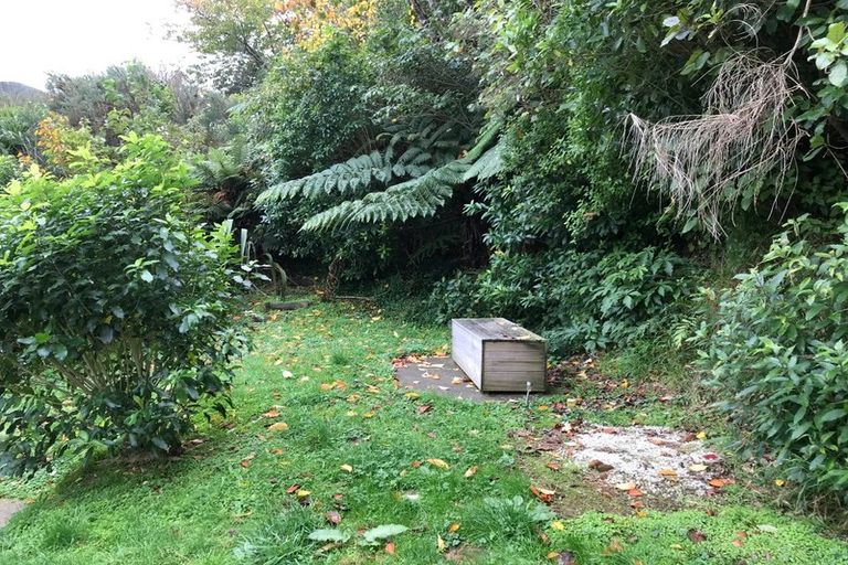 Photo of property in 3 Hazlewood Avenue, Karori, Wellington, 6012
