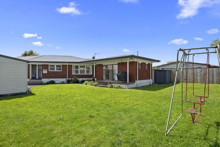 Photo of property in 22 Kingsley Street, St Andrews, Hamilton, 3200