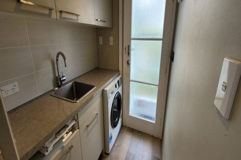 Photo of property in 1/179 Victoria Road, Devonport, Auckland, 0624