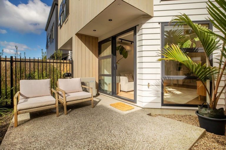 Photo of property in 1092b Great North Road, Point Chevalier, Auckland, 1022
