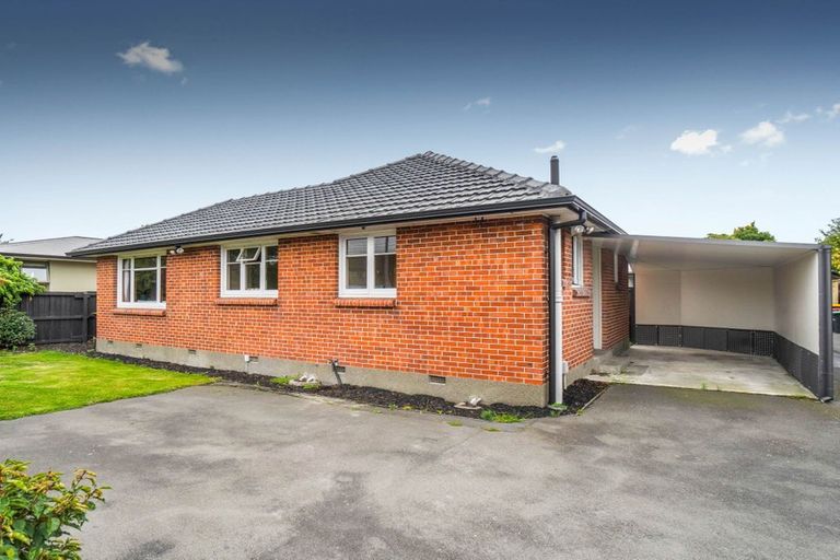 Photo of property in 108 Blenheim Road, Riccarton, Christchurch, 8041
