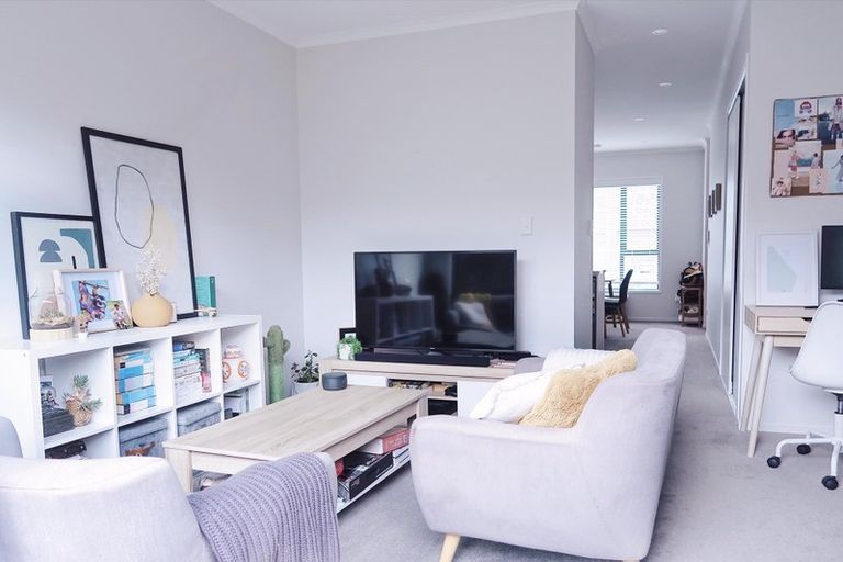 Photo of property in 24 Spotted Dove Road, Hobsonville, Auckland, 0616