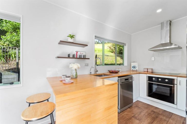 Photo of property in 11b Mollyhawk Rise, Arkles Bay, Whangaparaoa, 0932