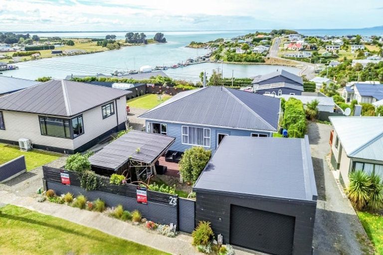 Photo of property in 23 Osborne Street, Riverton/aparima, Riverton, 9822