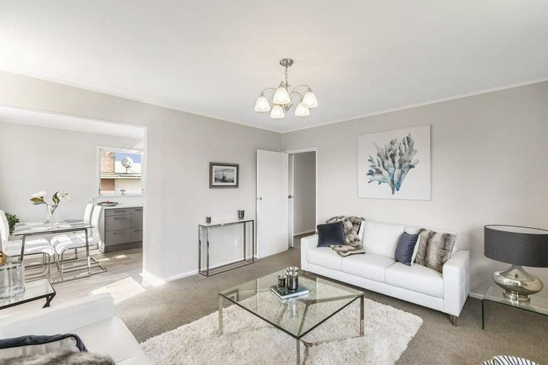 Photo of property in 10 Winsford Street, Manurewa, Auckland, 2102