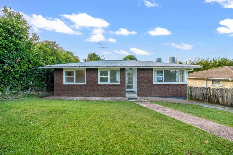 Photo of property in 6 Kirby Street, Glendene, Auckland, 0602