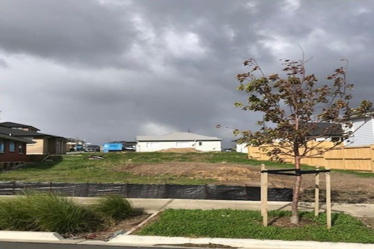 Photo of property in 3 Cooperage Avenue, Kumeu, 0810