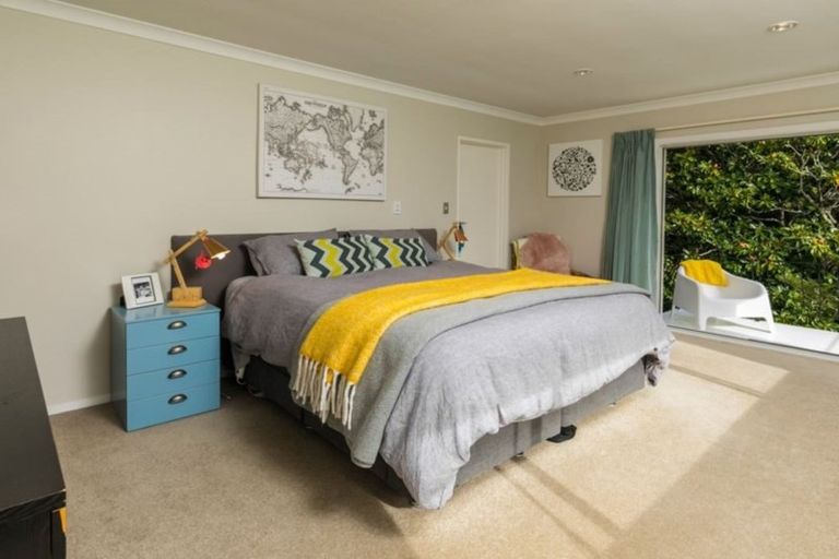 Photo of property in 21 Churchouse Road, Greenhithe, Auckland, 0632