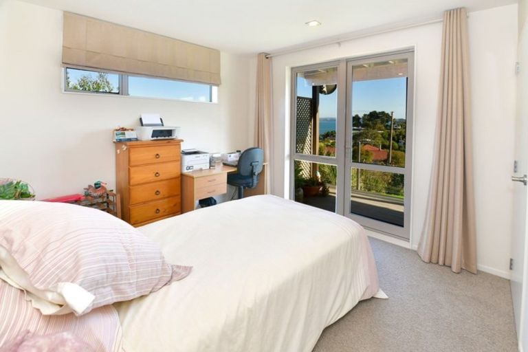 Photo of property in 92a Tiri Road, Manly, Whangaparaoa, 0930